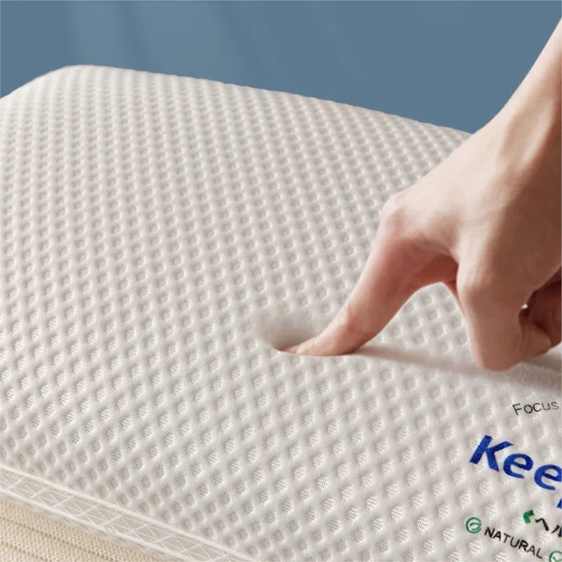 Knitted Cotton Pillow