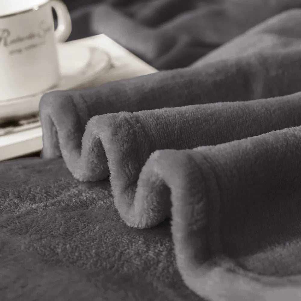 Super Soft Faux Fur Throw Blanket