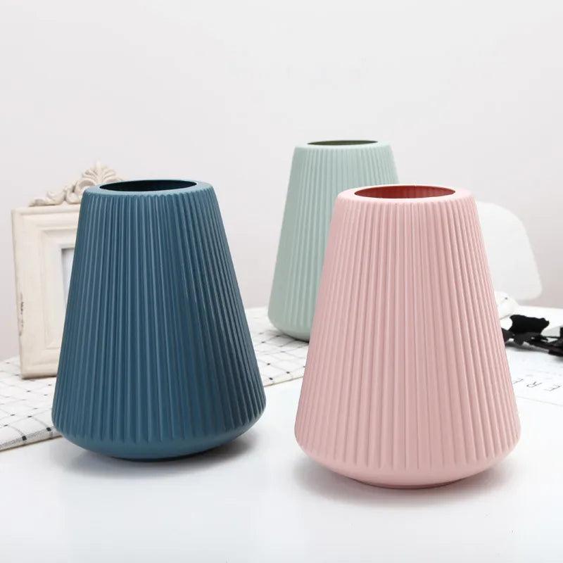 Medium Nordic Vase