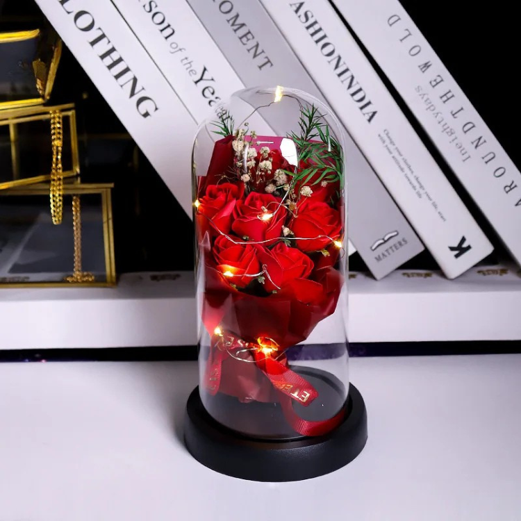 Everlasting Rose LED Bouquet in red color