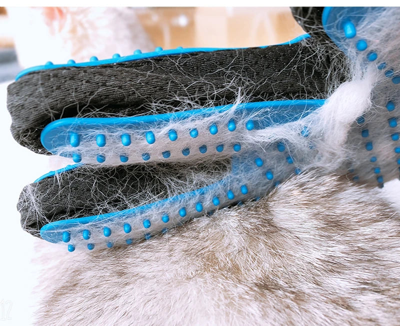 Silicone De-Shedding Pet Grooming Glove For Dogs Cats