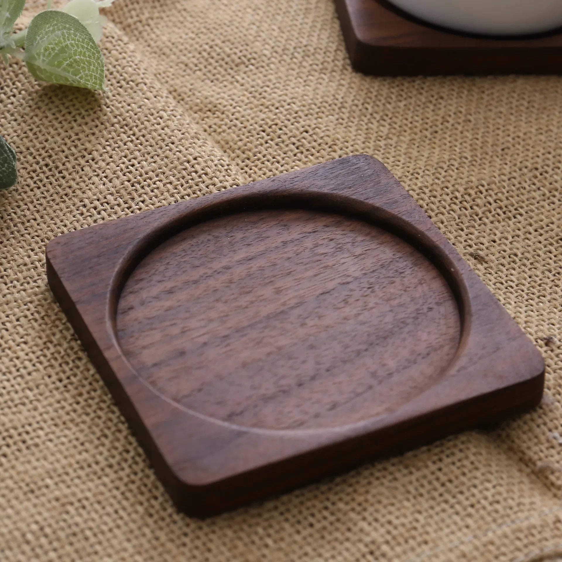 Single square walnut coaster with recessed circle – wooden coaster.